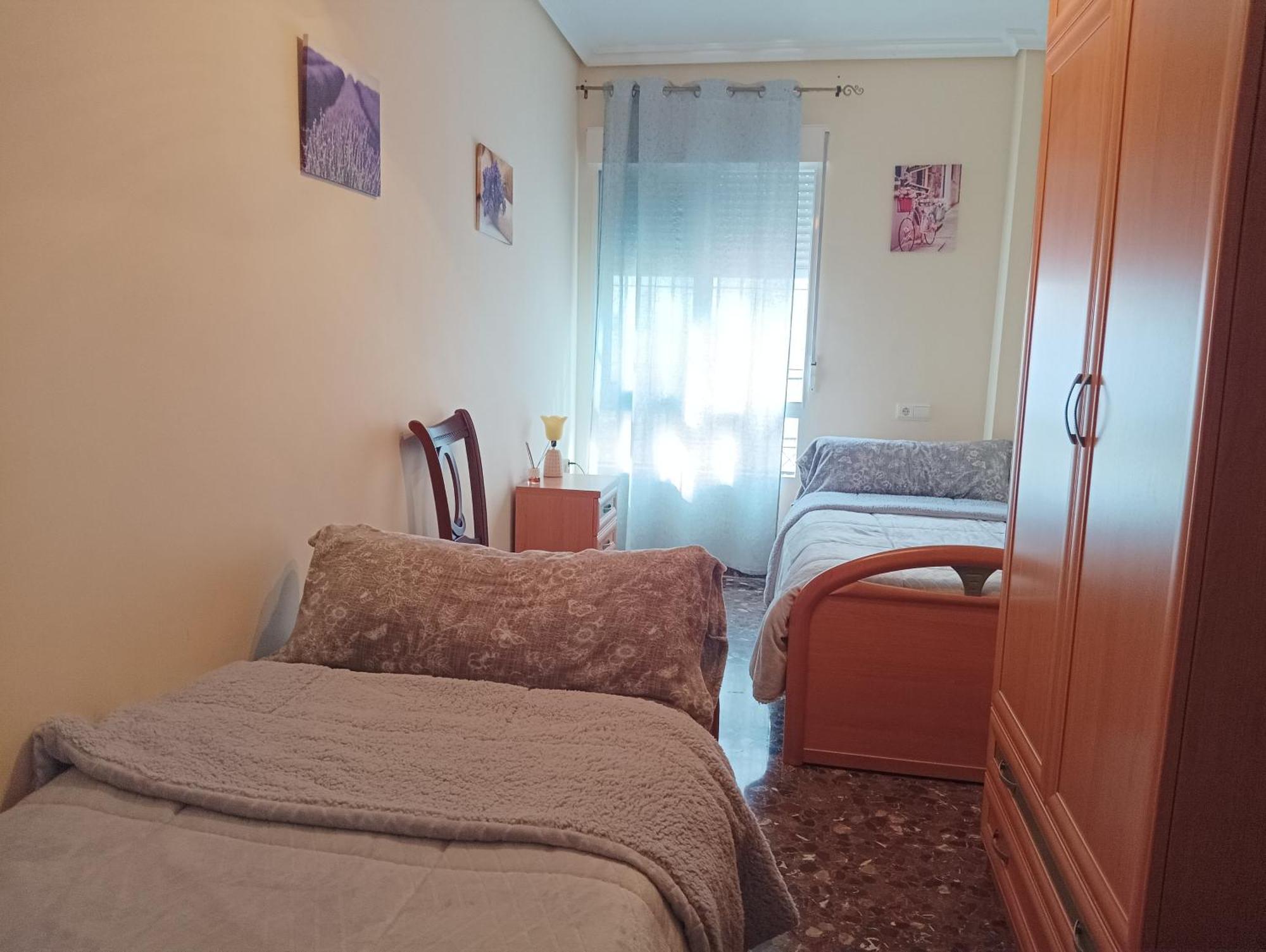 Almansasalud Apartamento Cazorla Quarto foto